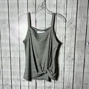 All in favor knotted tank top size XS